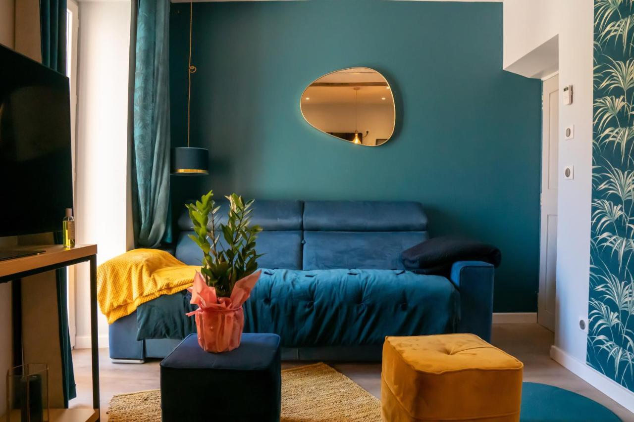 Coeur De Ville T2, Terrasse, Clim Tt Equipe, Parking Санари-сюр-Мер Экстерьер фото